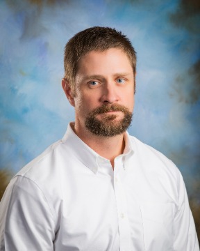 Jesse Busby headshot